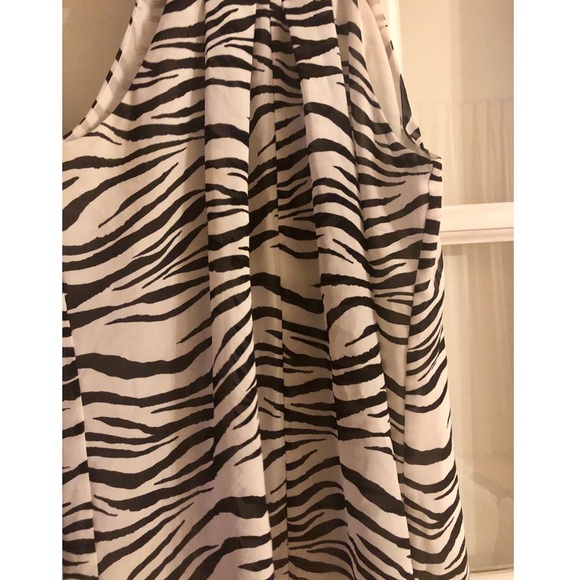 Violet + Claire Zebra Print Tank Top - Picture 3 of 3